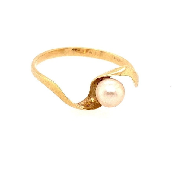 14k Minimalist Pearl Ring