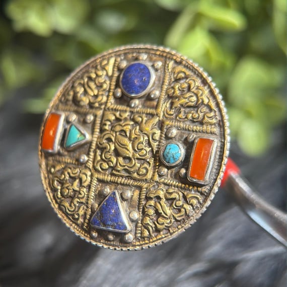 Vintage Gorgeous Statement Ring - image 4