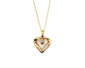 NWT 10K Gold Baguette Heart Necklace