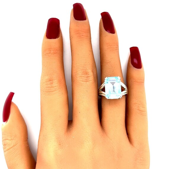 Lovely Exquisite Sterling Large Topaz Ring - image 7
