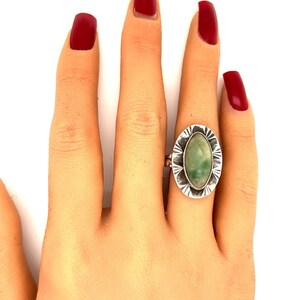 Sterling Silver Green Stone Ring image 4