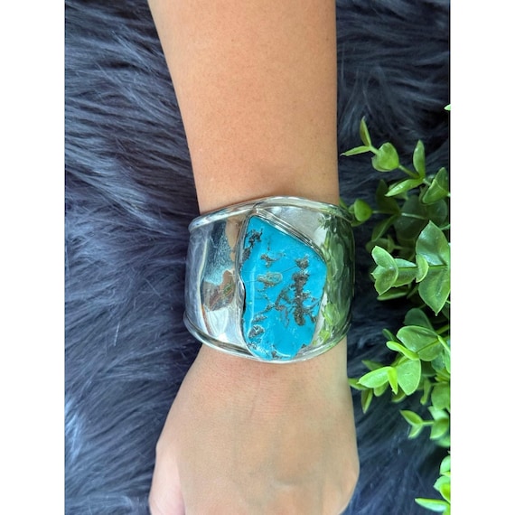 Large Silver 925 Turquoise Cuff - image 8