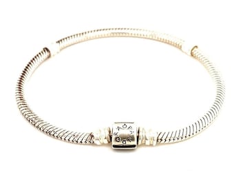Pandora Moments Barrel Clasp Bracelet (7.25