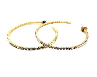 Pendientes de aros brillantes