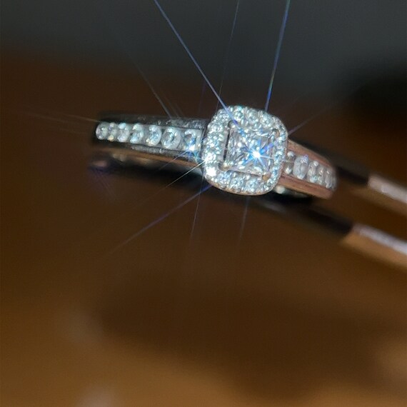 Stunning 14k WG Diamond Engagement Ring - image 2