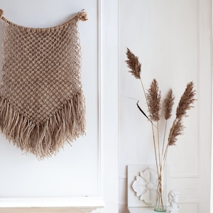 Suspension murale en macramé de jute et franges - Décoration bohème