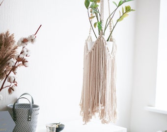 Macrame hanging basket plant hanger with long fringes pot holder boho style plant hanger