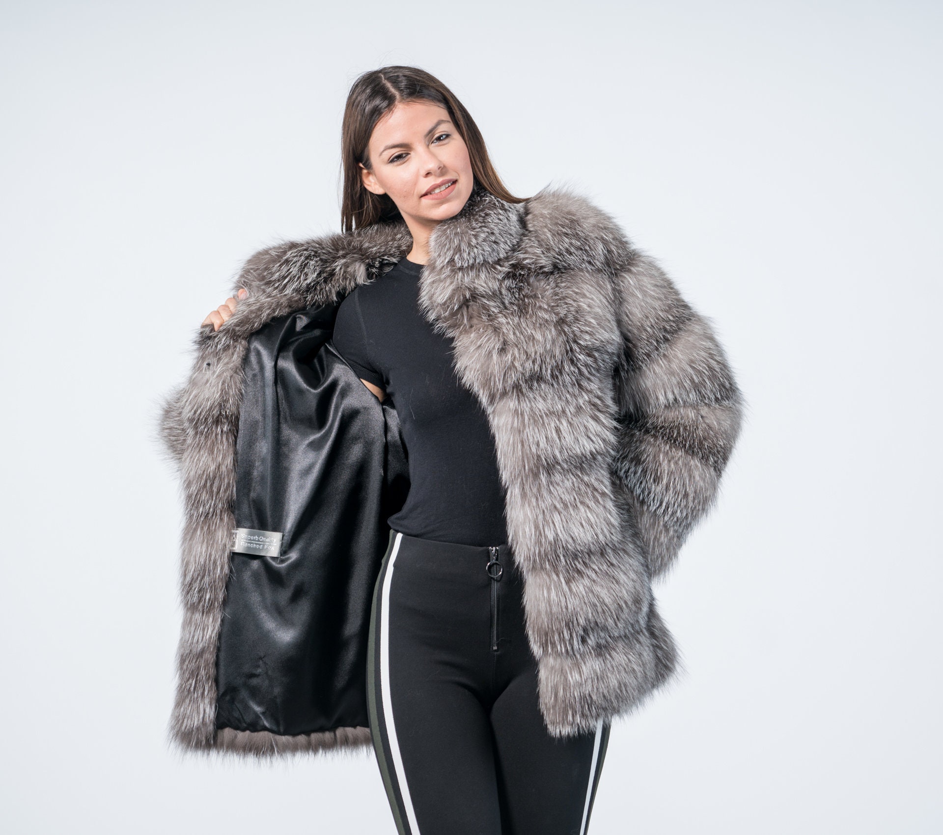 ブルーフォックスのコート il_fullxfull.1660014932_4u9n.jpg