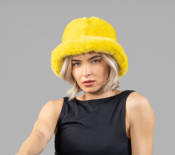 fisherman hat yellow