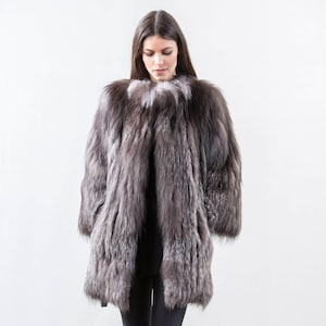 Silberfuchs Pelzjacke: Vertikale Pelze