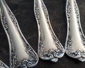 1908 Queen Elizabeth Silverplate Gumbo Soup Spoons Qty.8 NICE