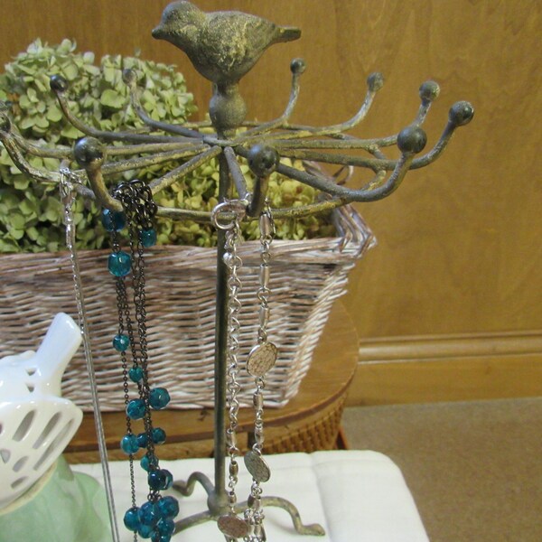 Necklace Stand Bird with Metal Hooks for Jewelry Mugs Display Decor Gift Rusty Patina Cottage Chic