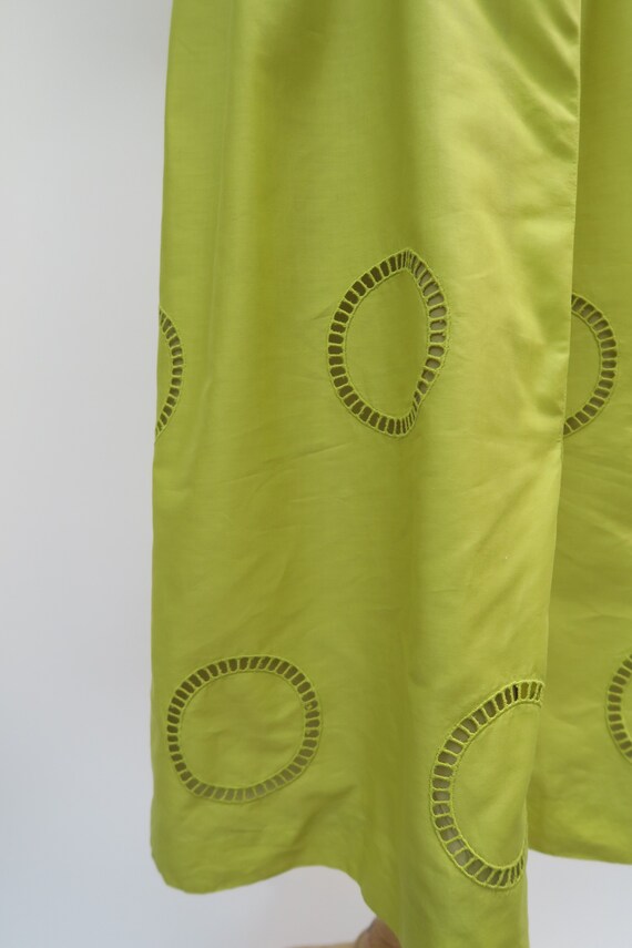 True vintage | Light green | Circular embroidery … - image 7