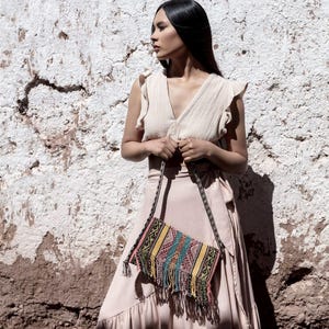 WALQANA |Baguette  bag |Peruvian handmade clutch |Peruvian clutch|Artisan Bag |Boho Backpack |Casual Bag