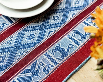 TUSUY |Handgewebter Schal aus Alpaka |Peruanischer traditioneller Tischläufer |Natürlich gefärbter Schal | Alpaka Schultertuch | Originelle Designs
