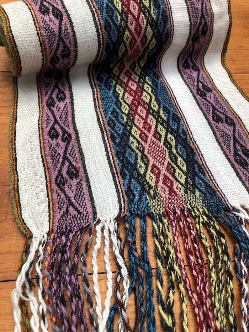 CHALINA TINISQA Peruvian traditional scarf Alpaca scarf Natural dyes scarf Winter scarf Warm scarf Hand Woven Scarf Alpaca Scarf White,lilac 5(22-23)