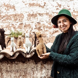 ALPAQUITAS |Stuffed animals (big) |Hand-Made toy| Alpaca wool | soft and cuddly Alpaca Stuffed toy | Alpaca Figurine|Amigrumi