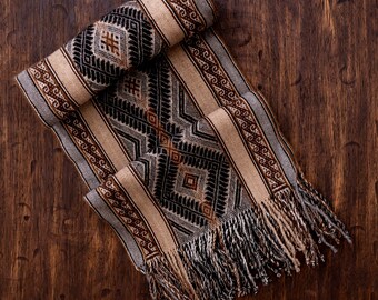 Sciarpa in lana di alpaca tessuta a mano: tessuto peruviano in