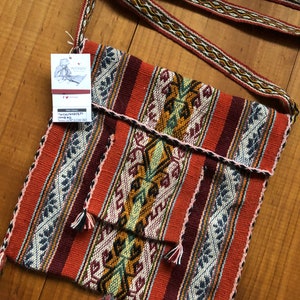 CH'USPA PITUKISKA Peruvian traditional shoulder bag Handwoven shoulder bag Traditional Handwoven Andean Bag Traditional Andean Bag image 5