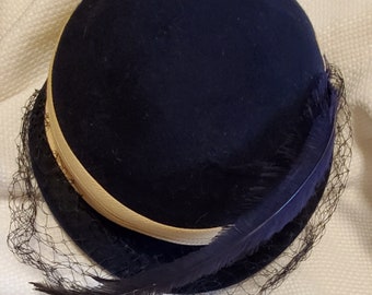 Merrimack Hat Corp Gardenia Collection Cream Wool Eyelet Ribbon Accent Hat Merrimac Hat Corp. Gardenia Vintage 100% Wool Embellished  main image 4