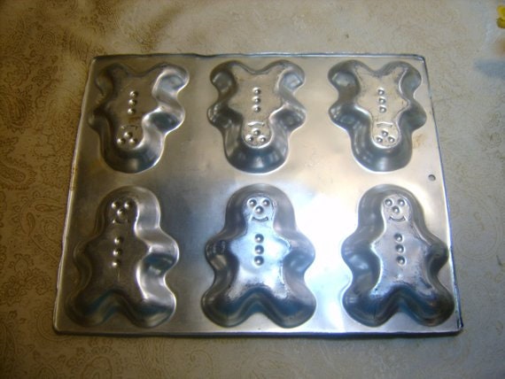 Wilton Gingerbread Boy Cookie Pan