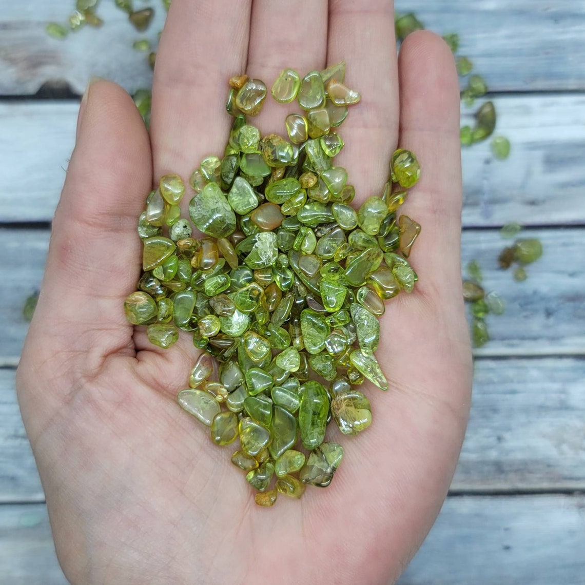 25g or 100g Tumbled Peridot Crystal Chips From Arizona Gemmy Etsy