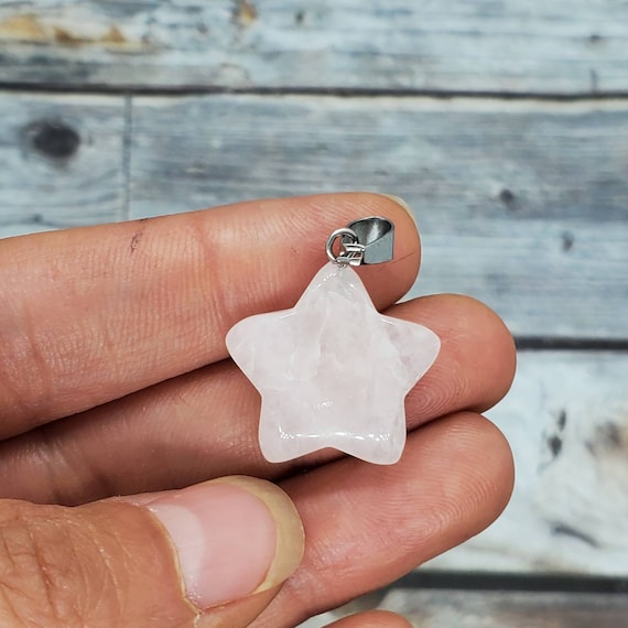 Charm necklace: rose quartz