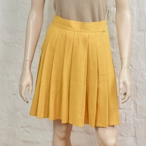 REGULAR MINI Skirt Pleated, Yellow skirt, Leinen material skirt, Size Small.