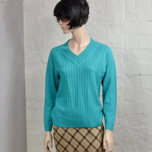 Vintage Cashmere Blend Sweater - Green V-Neck Knit, Size Large