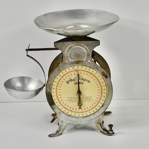 Vintage Cast Iron Kitchen Scale: 10kg Swedish Balance