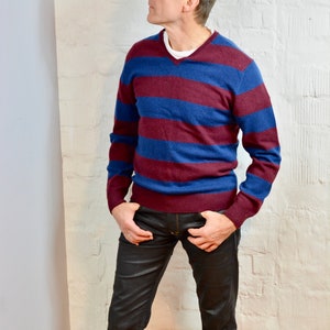 Vintage Pure New wool sweater 80's Woollen Market knitted stripped Burgundy/ Navy New Wool sweater Size M