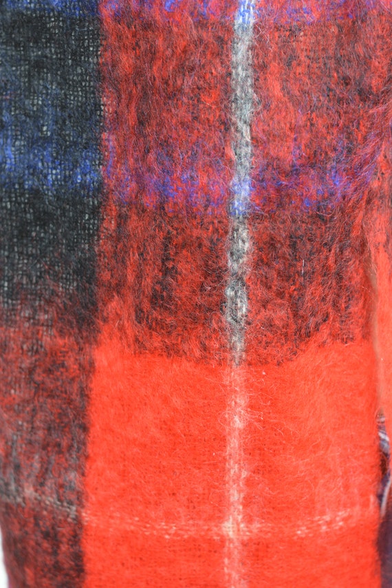 Vintage 100% Mohair Handwoven Scarf Black and Red… - image 3