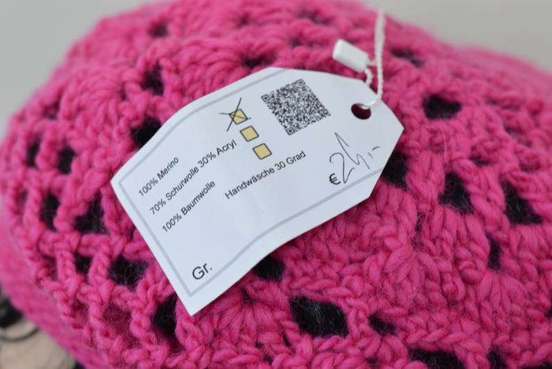 knitted beret. winter beret Handmade crochet Merino wool beret Fuksia winter hat