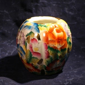 Porcelain Vase * China * Floral and Gold Leaf