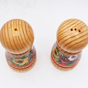 Hand Painted Wooden Salt and Pepper Shakers Hindeloopen Style image 3