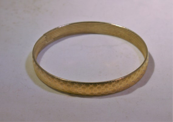 Brass Bangle * Etched Diamond Pattern - image 3