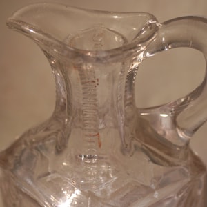 Kristallslipad cruet * Rektangulär bas