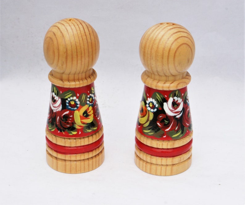 Hand Painted Wooden Salt and Pepper Shakers Hindeloopen Style image 1