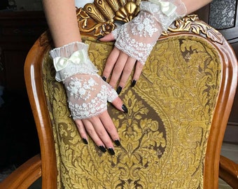 Brauthandschuhe Hochzeit  Handschuhe Spitze Perlen  Glasperlen   ivory