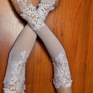 Gants de mariée, gants de mariage, dentelle, perles de verre, blanc, ivoire