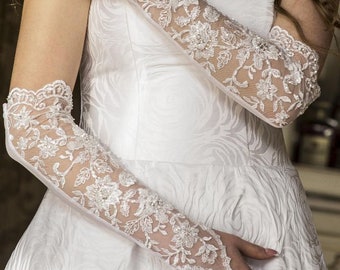 Bridal gloves wedding gloves lace pearls glass beads white ivory