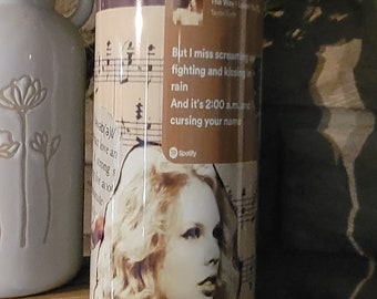TS Swift Fearless 20 Oz Insulated Tumbler with Metal Straw and Cleaner