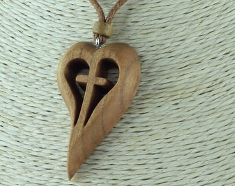 Heart Pendant , Wooden Heart Necklace , Heart Necklace , Hand Carved Pendant ,  Wood Necklace , Heart Jewelry