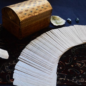 Dois-je quitter mon emploi ? Lecture de tarot