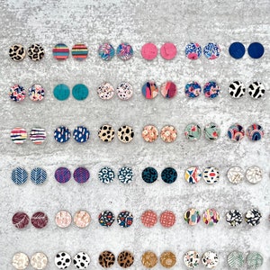 Colorful Prints TINY CIRCLE Leather Backed Cork Earring Blanks, .75" DIY Wholesale Earring Pendant Discs Circles, Leopard, Floral, Abstract image 1