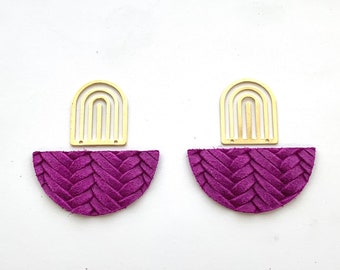 Nouveau! Cuir tressé violet violet avec des blancs de boucle d’oreille diy superposés en laiton arc-en-ciel, formes de boucle d’oreilles d’été à la mode, fournitures de boucle d’oreille 2021