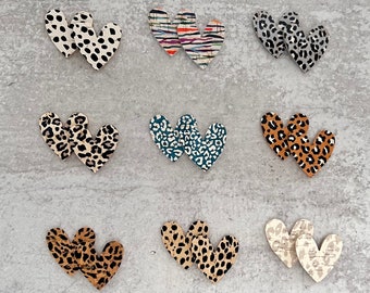 Nouveau! Pack d'échantillons de boucles d'oreilles en cuir en forme de cœur imprimé animal, paquet d'échantillons en forme de goutte d'eau, léopard dalmatien, guépard, pendentif en forme de cœur, pour la Saint-Valentin