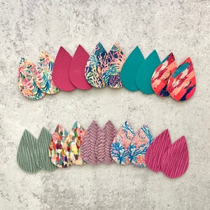 ¡Nuevo! Colores veraniegos y estampados preppy Paquete de muestra de espacios en blanco para aretes de cuero de corcho en forma de lágrima • Formas en blanco para aretes estampados de moda con flores de mar de coral