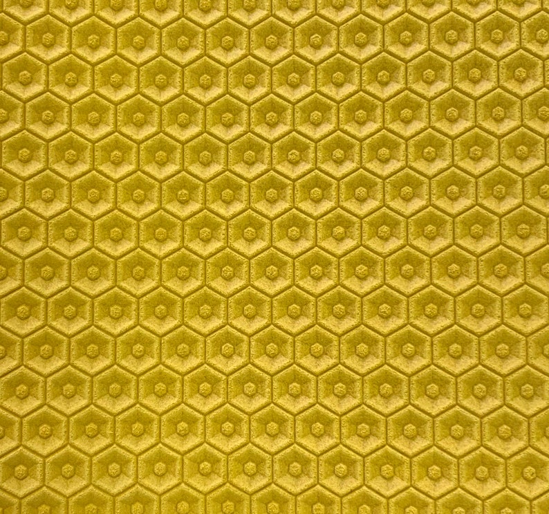New 6x8 PINE GREEN Large Honeycomb Embossed Genuine Leather sheet Hunter Green Cowhide sheet for diy Earrings Shoe Making supplier