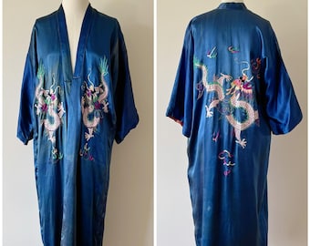 Kimono vintage, chaqueta vintage, bata estilo kimono, chaqueta con dragón bordado, abrigo vintage, kimono unisex de estilo vintage azul y género neutro.